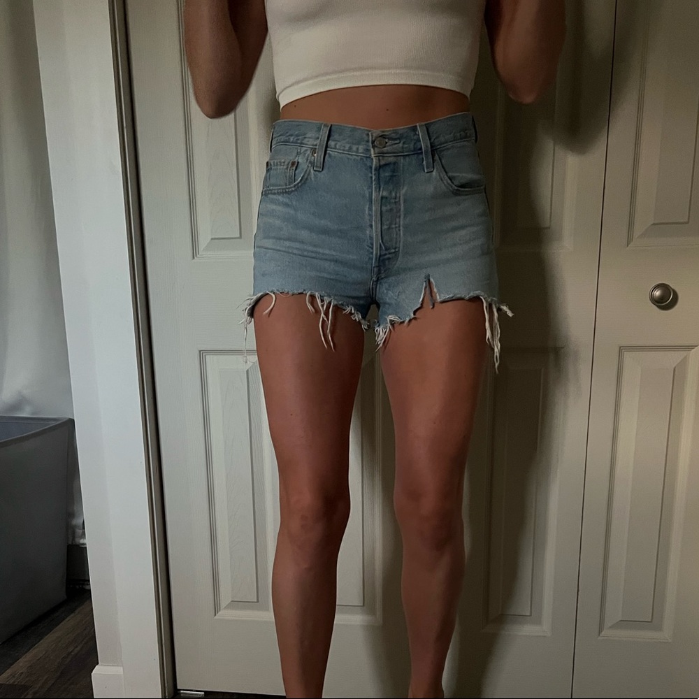 High Rise Levi Shorts
